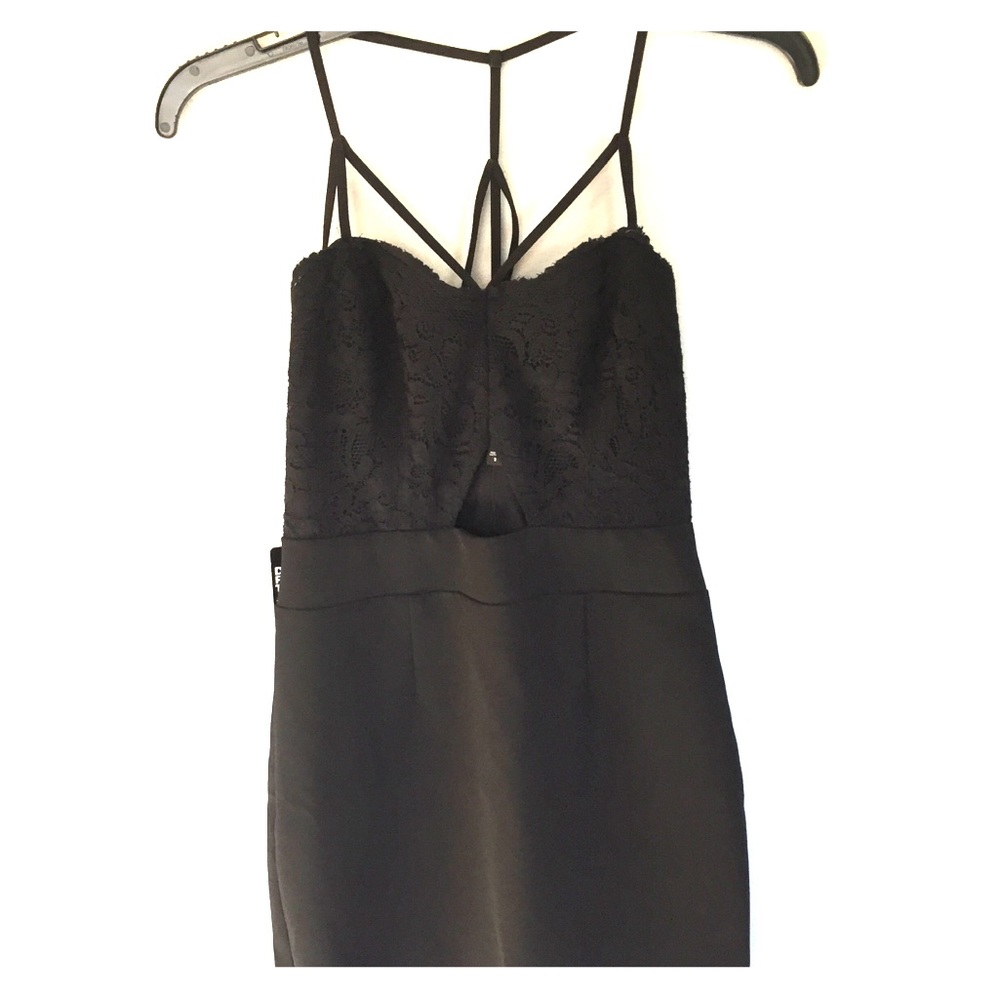 Black dress from Express. Never worn. Knee length